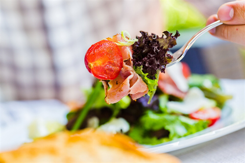 Anziani: un’alimentazione sana per vivere bene!