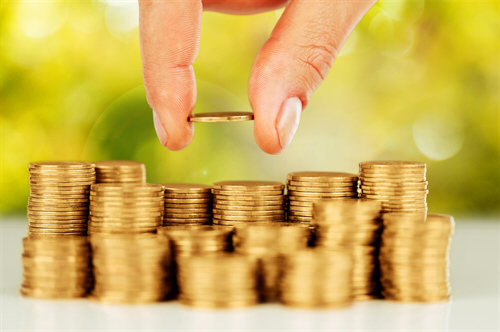 Anziani e denaro: riflessioni sul ruolo della condizione economica in terza età. Anziani e denaro: riflessioni sul ruolo della condizione economica in terza età.